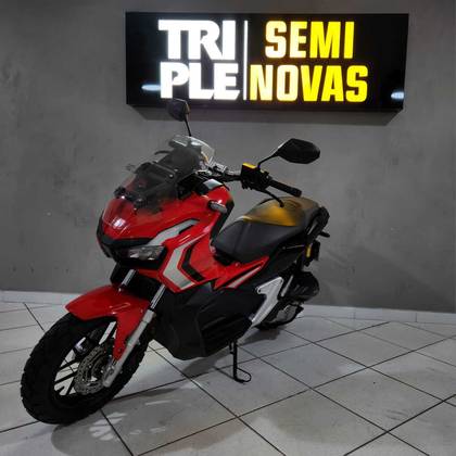 HONDA ADV 